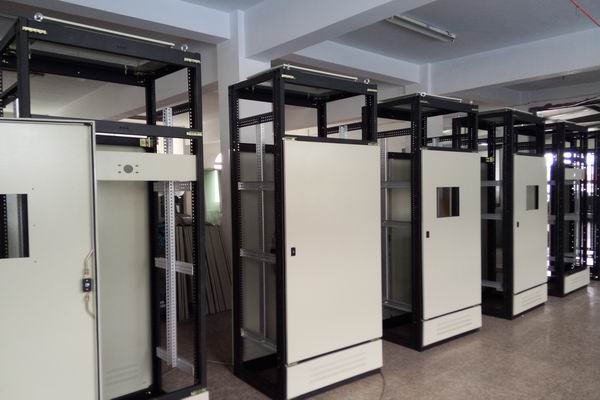 栖霞控制箱-控制箱的合理布置方法